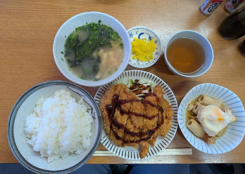 よしのや食堂