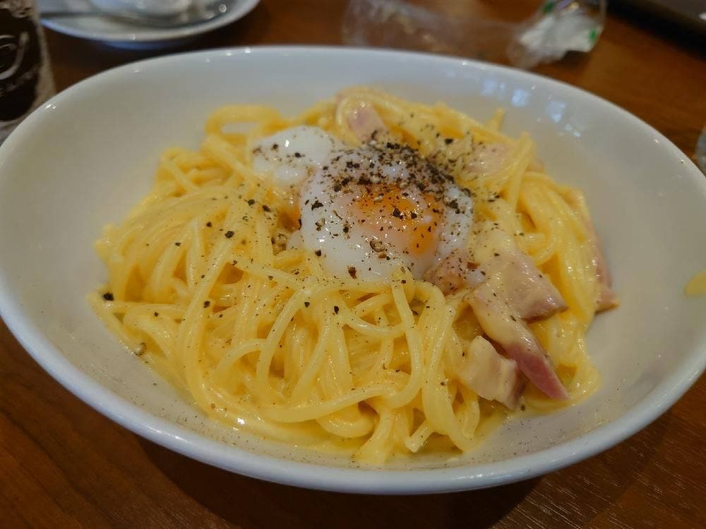 カフェ・ド・クリエ ホピタル 横浜市立市民病院店