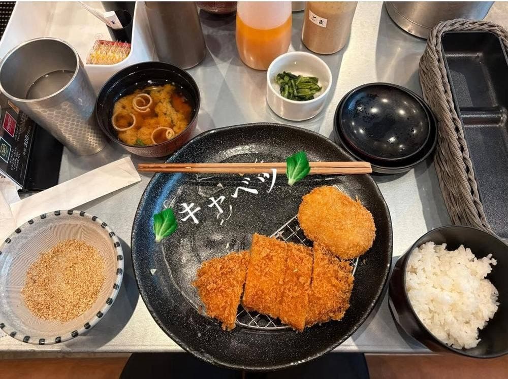 正義のとんかつとカレー1号 三宮店