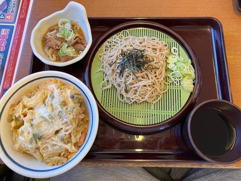 山田うどん 智光山公園店