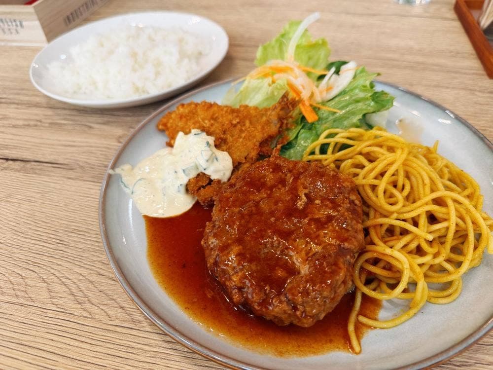 町の洋食屋 インペリアル