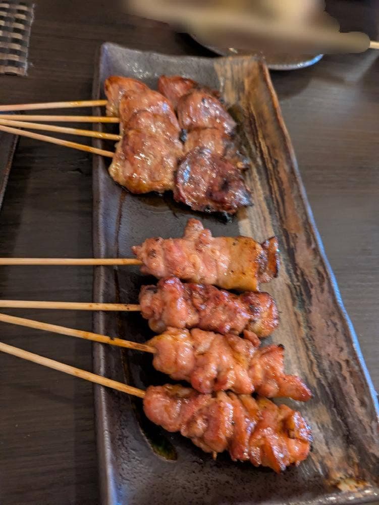 炭火焼鳥 かみ家
