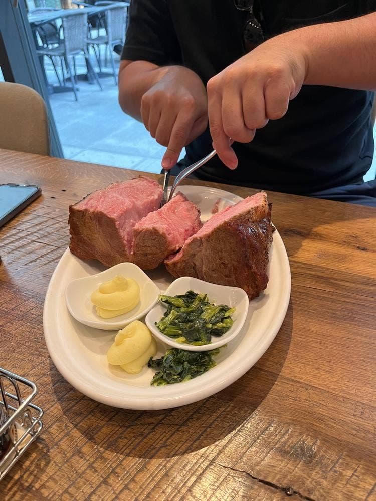マロリーポークステーキ&カフェ
