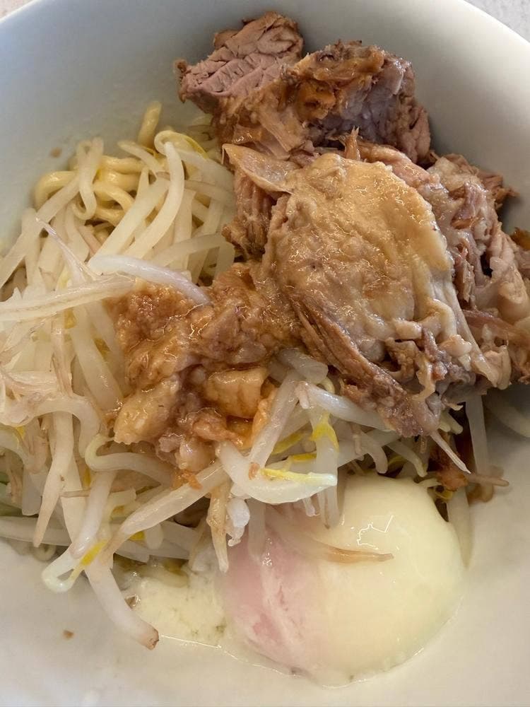 まぜそば 油そば たまにらーめん チョップス