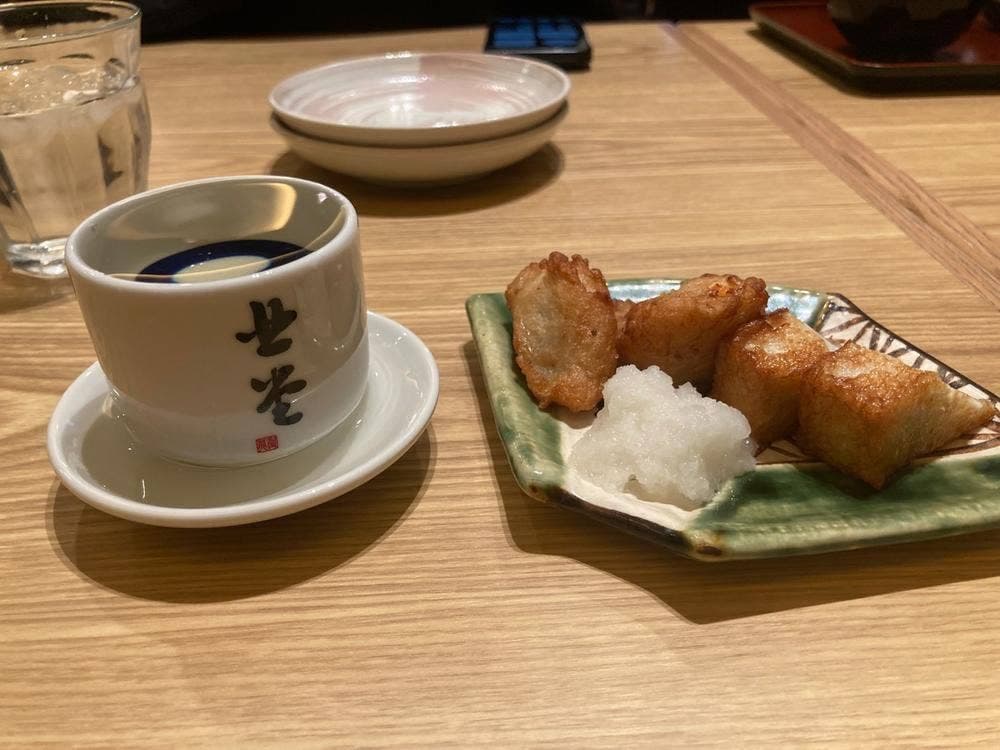 蝦夷前そばと豚丼 北堂 新千歳空港店