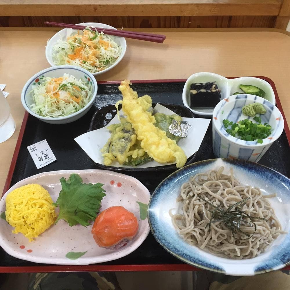かあさんのおむすびの店