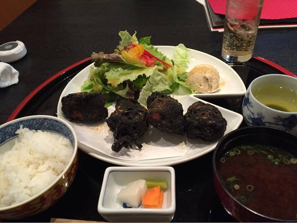 肉料理と大地の恵み ひなた
