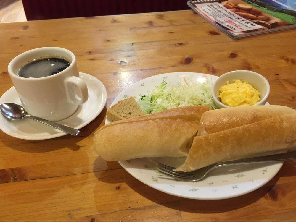 カフェベーカリー名岐屋