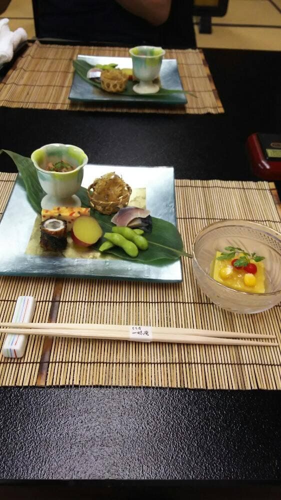 割烹 もち月 一味庵