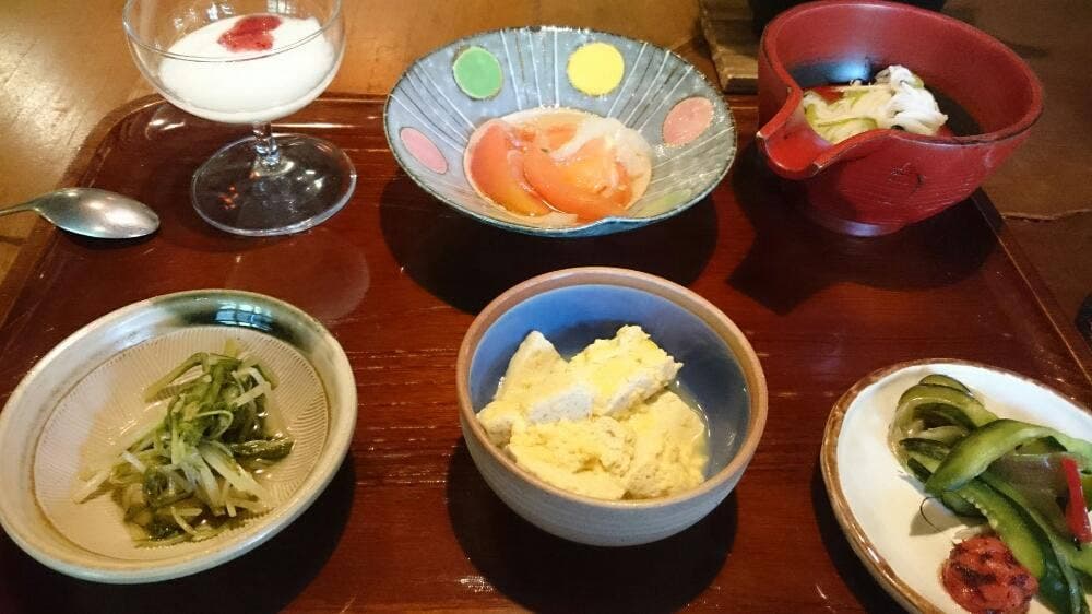 野の花山荘