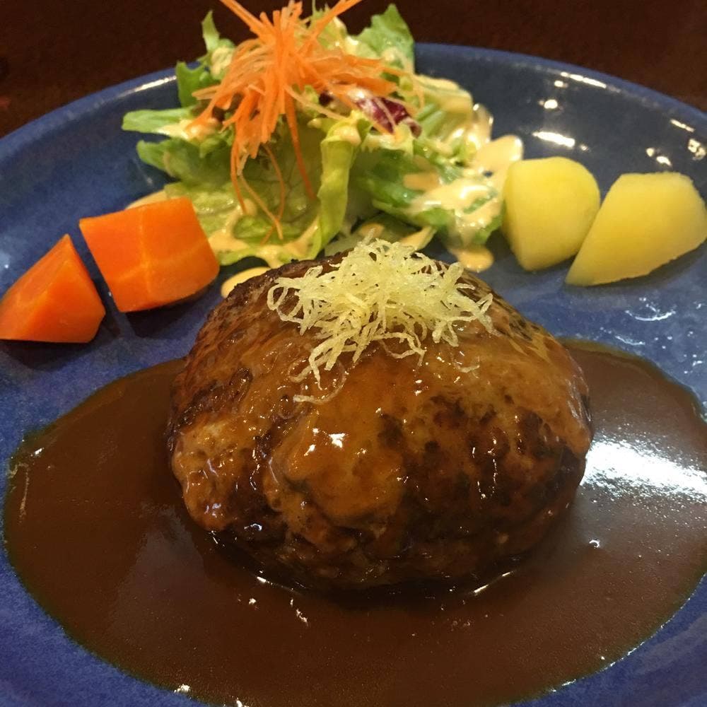 ハンバーグステーキハウス彩