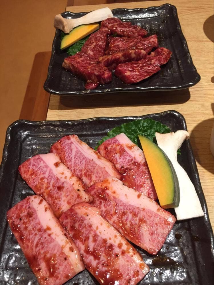 ホルモン・焼肉 桃牛苑
