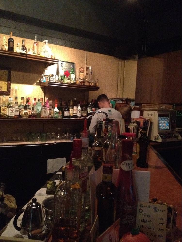BAR DEJA-VU