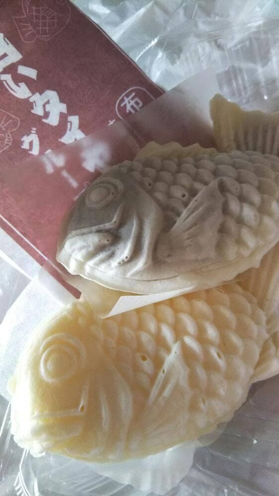 白いタイヤキ布施店