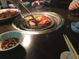 元
