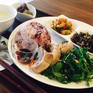 Mom's Dining