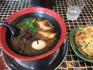 ラーメン極豚