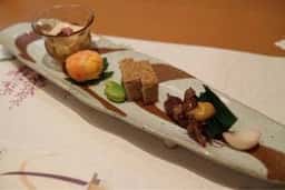 鮨・天麩羅・鉄板焼 羽衣