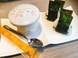 カフェ 結