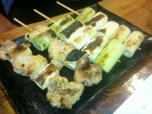 やきとり もつ焼き かめや本店 相模大野