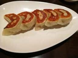 餃子 しくよろ亭