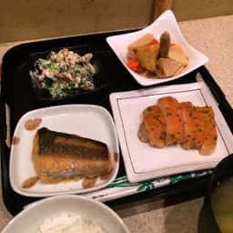 菜食美 つき朋