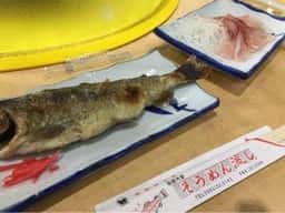 唐船峡そうめん流し鱒乃家