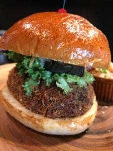 メンチカツバーガー屋 三茄子