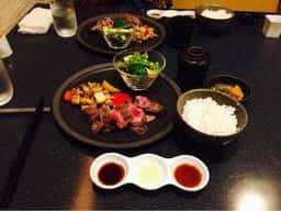 炭火ステーキ レモン