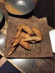 とり助