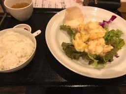 中華ダイニング 食べ放題 けむり屋&FLOWER お初天神店
