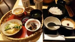 とろ麦 HAT神戸店