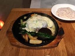 木を植えるレストラン オーロラ