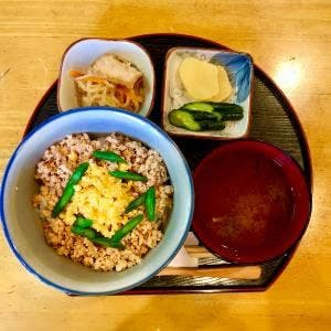 谷中フーズアサヒヤ