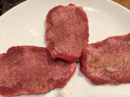 焼肉の岡田屋