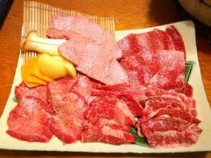 焼肉 うしやのせがれ