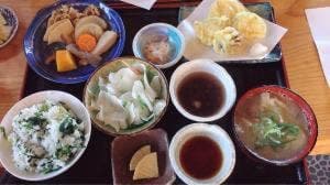 お食事処 だいこんや