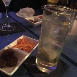 ザナドウ
