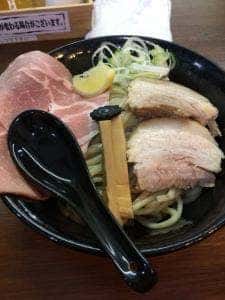 らーめん つけ麺 虎テツ