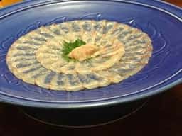 三ッ石