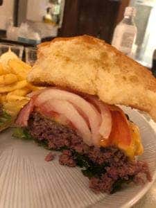 インルームダイニング パレスホテル東京