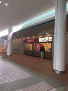 築地銀だこ 中山競馬場 場内 店