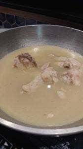 丸鶏料理と濃厚水炊き鍋 鳥肌