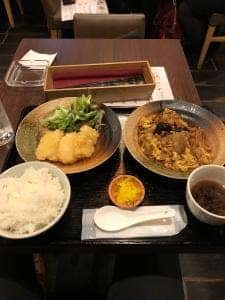 中華ダイニング 食べ放題 けむり屋&FLOWER お初天神店