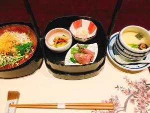 梅の花 西の丘店