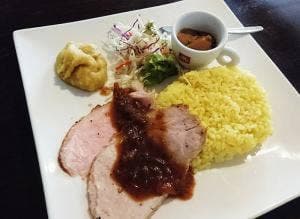 洋風酒場 コムソワ