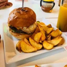 ELUA DINER-KOBE