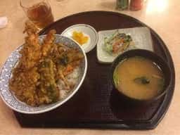 丼々恋グルメ館