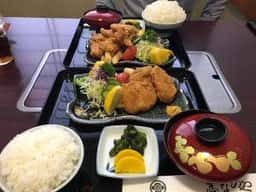 志なのや