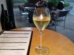 ワインショップ・エノテカ 六本木ヒルズ店